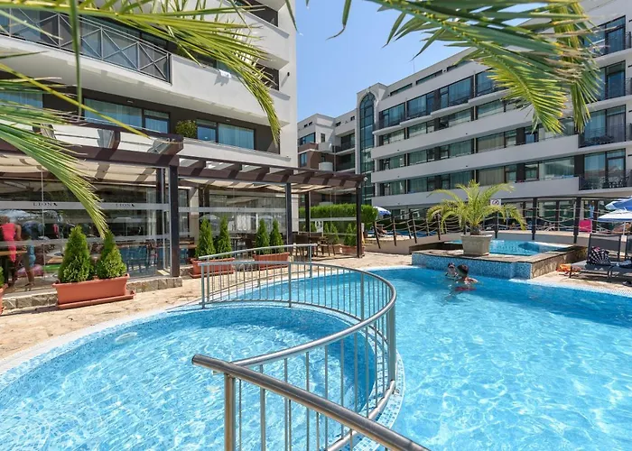 Lion Sunny Hotell Slăntjev Brjag