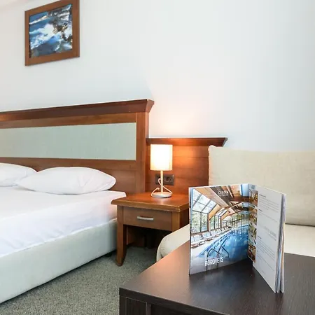 Lion Sunny Hotel 4*