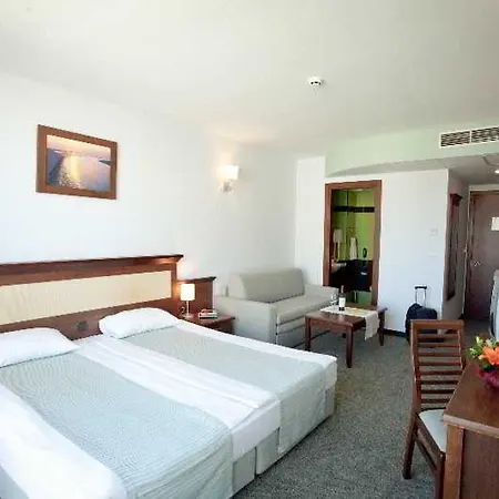 Lion Sunny Hotel Slantchev Briag