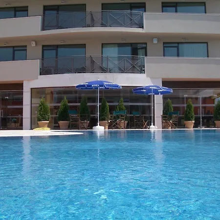 Szálloda Lion Sunny 4*