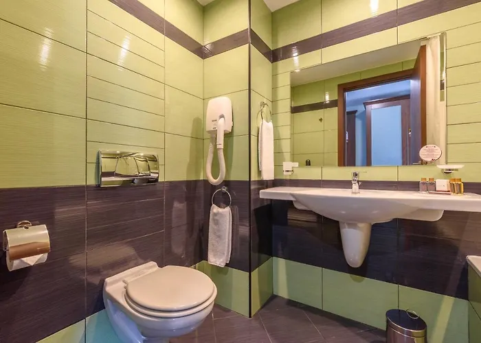 Lion Sunny Солнечный берег