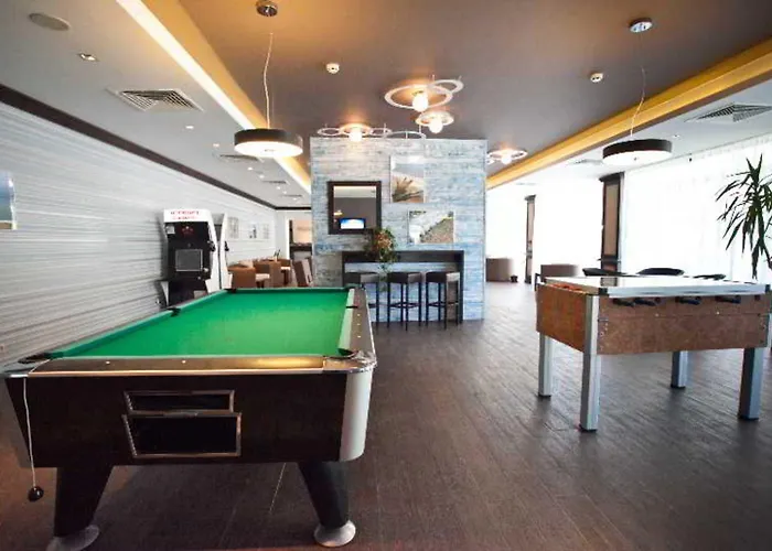 Lion Sunny Отель