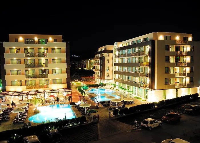 Lion Sunny Солнечный берег