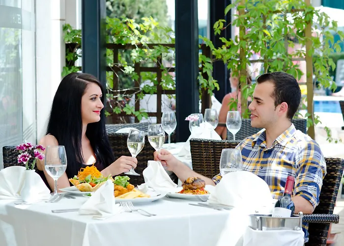 Lion Sunny Отель Солнечный берег